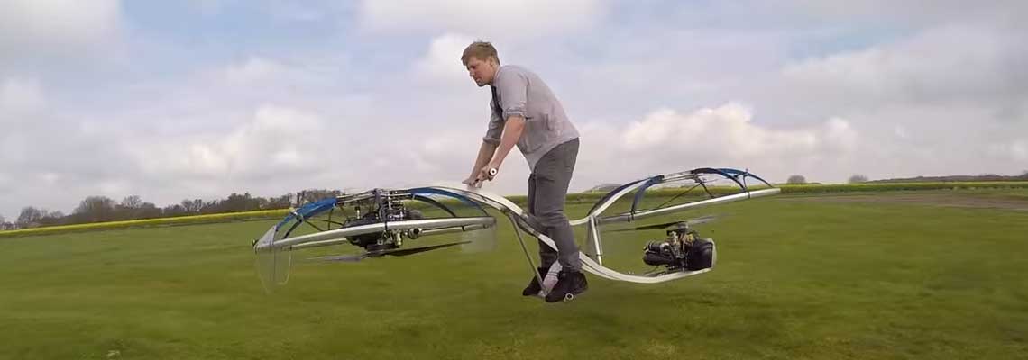 Hoverbike? Inglês inventa “bicicleta voadora” que realmente funciona